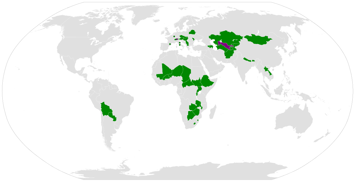 which-country-is-the-most-landlocked-living-abroad